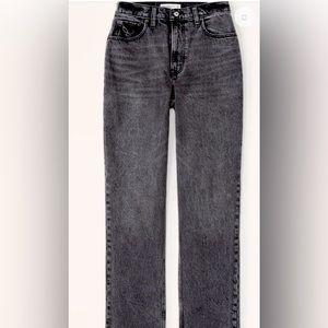 A&F Ultra High Rise 90s Straight, curve love